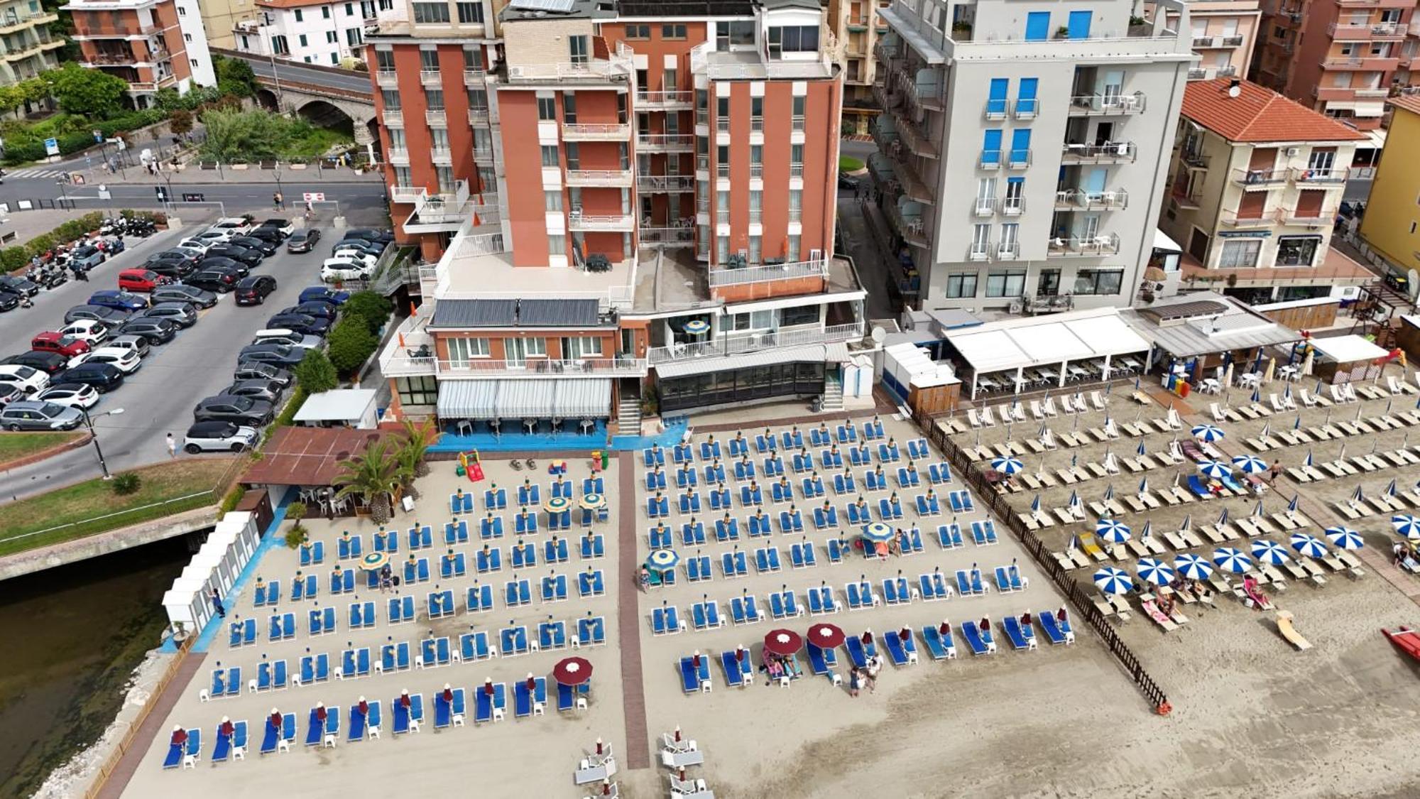 פייטרה ליגורה Hotel & Residence Stella Maris מראה חיצוני תמונה